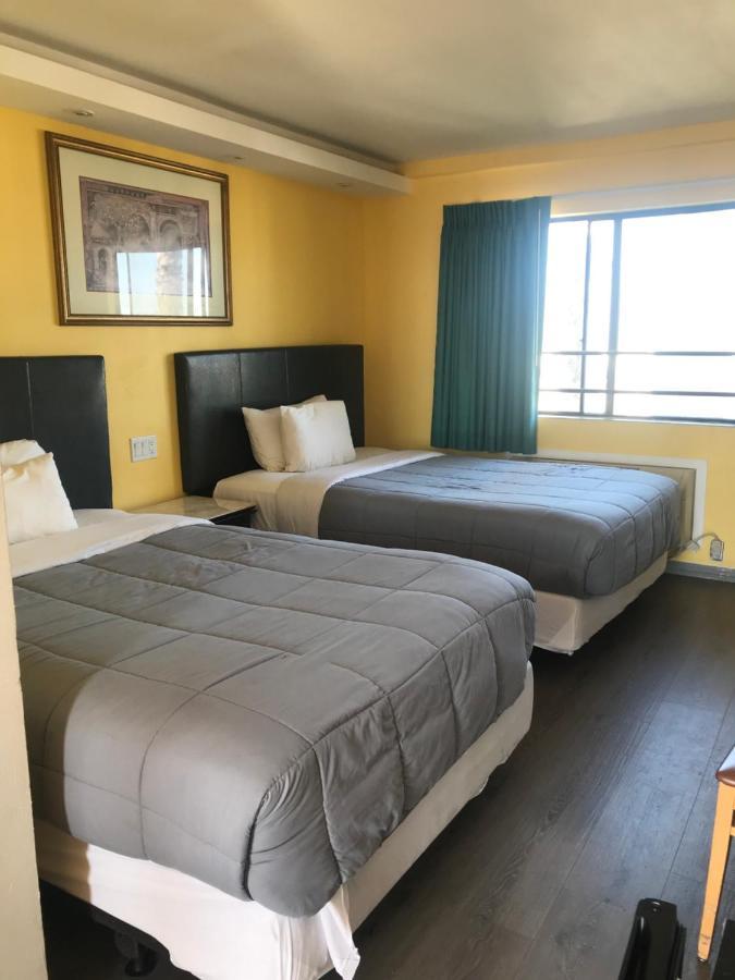 האנטינגטון ביץ' 777 Motor Inn מראה חיצוני תמונה
